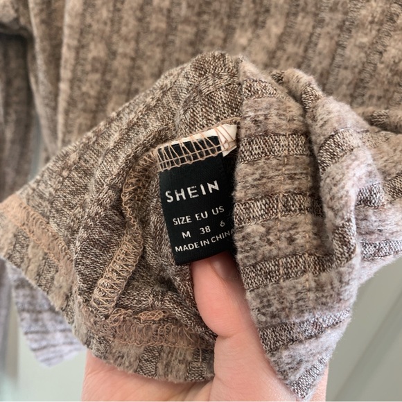 3/$30 ribbed long sleeves top - Picture 4 of 5